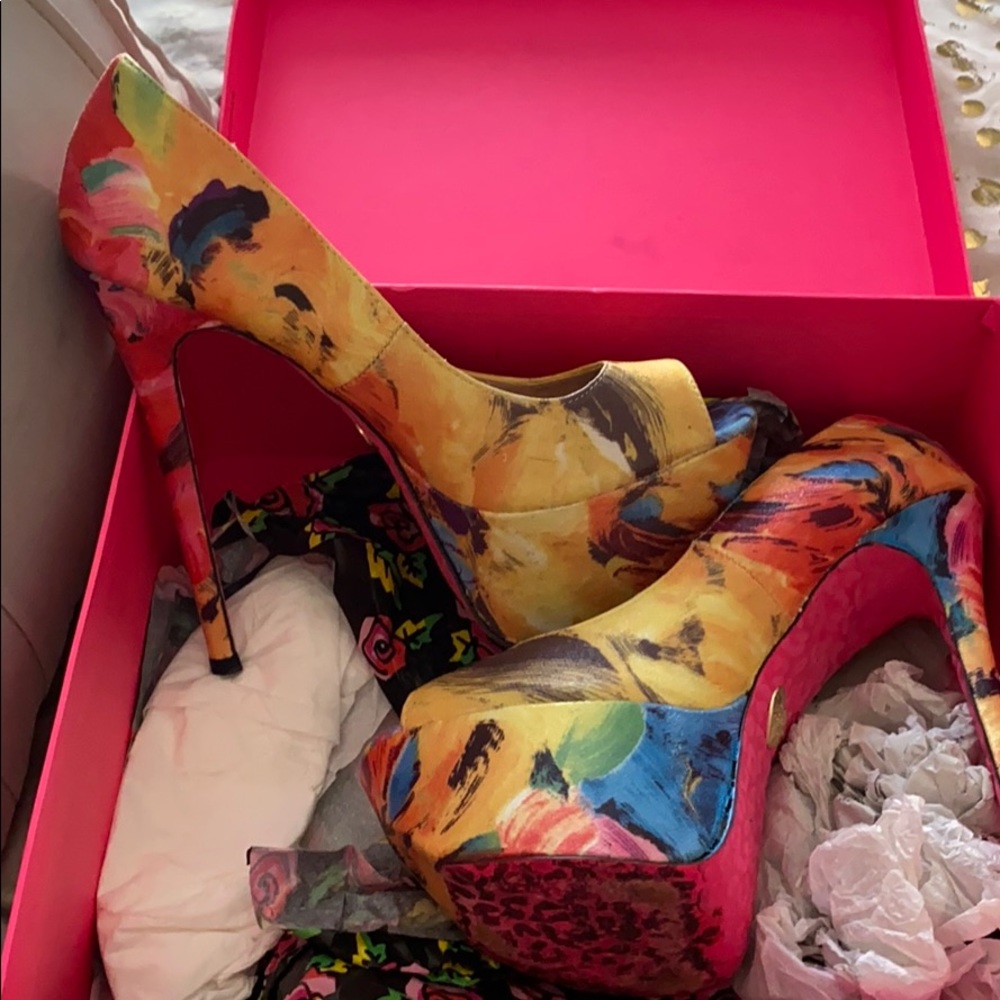 Shoes
